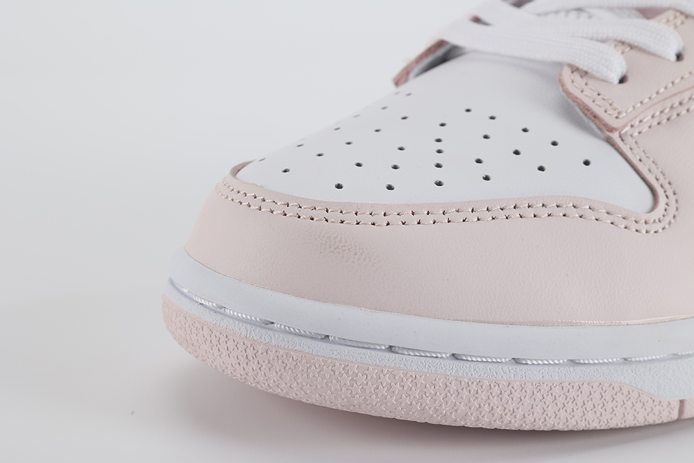 Dunk Low Pink Paisley Replica