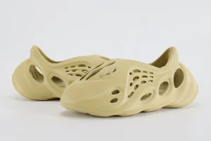 Yeezy Foam Runner 'Sulfur' Replica