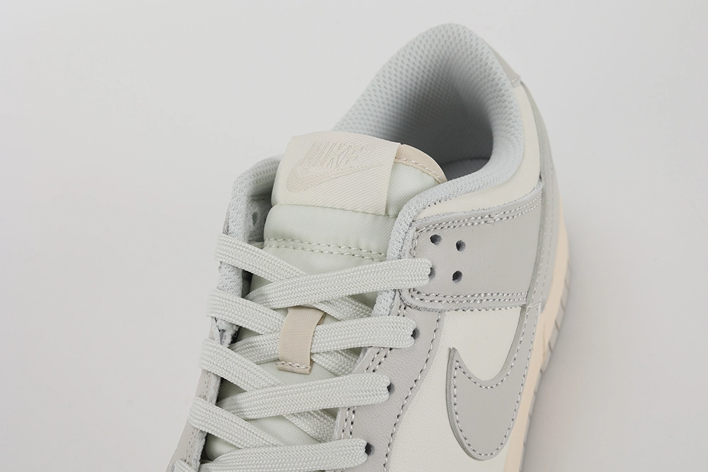 dunk-low-light-bone-replica