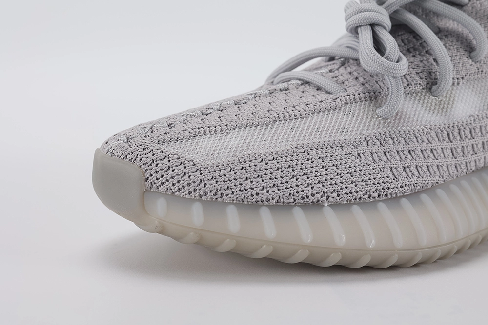 yeezy-boost-350-v2-'tail-light'-replica