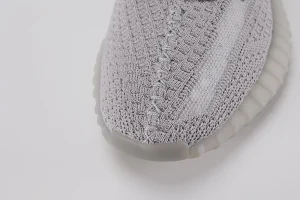 yeezy-boost-350-v2-'tail-light'-replica