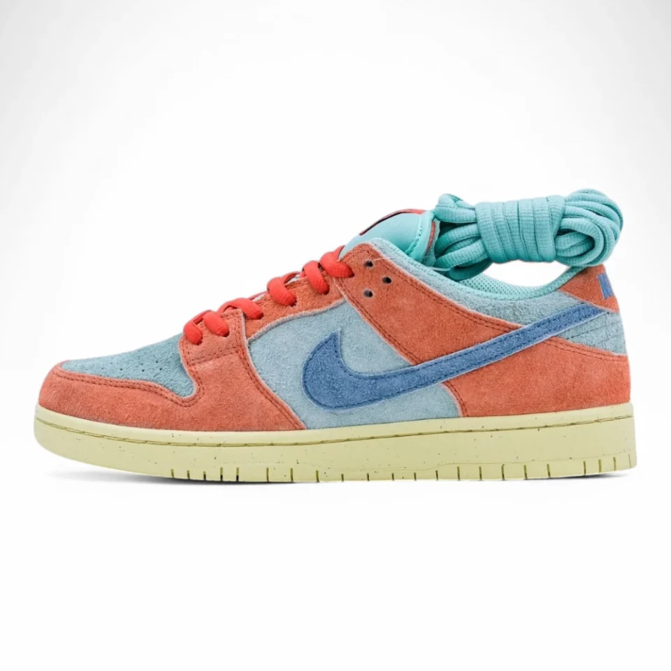 Dunk Low SB 'Orange Emerald Rise' Reps