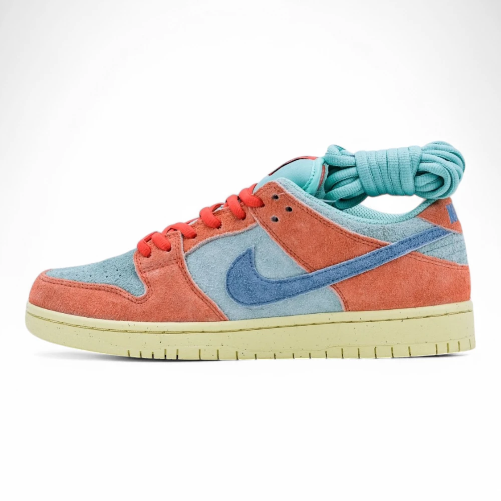 Dunk Low SB 'Orange Emerald Rise' Reps