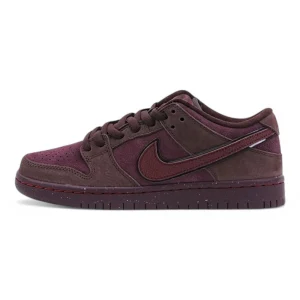 Dunk SB Low "Valentine's Day"