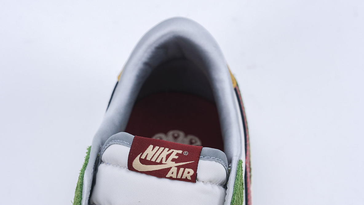 Air Jordan 1 Retro Low OG 'Year of the Dragon'