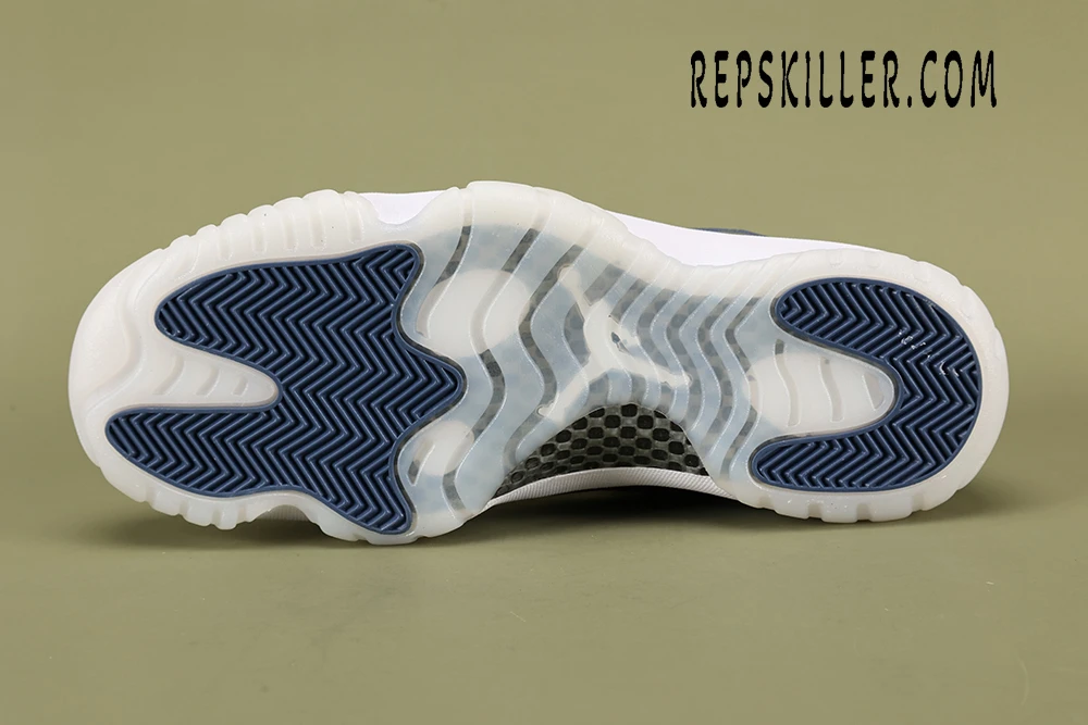 Air Jordan 11 Retro Low 'Diffused Blue'