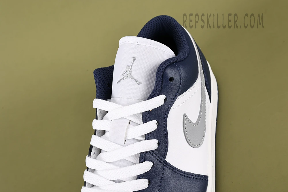 Air Jordan 1 Low 'Midnight Navy'