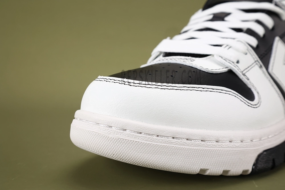 Off-White Out of Office Low 'Stormtrooper'4