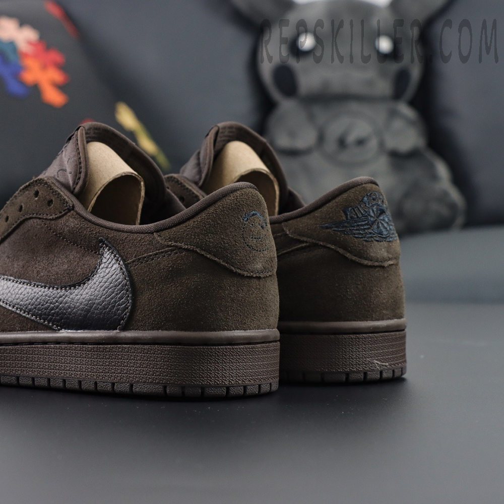 Travis Scott x Air Jordan 1 Low OG SP Velvet Brown — heel embroidery details with Cactus Jack logo and Air Jordan Wings.