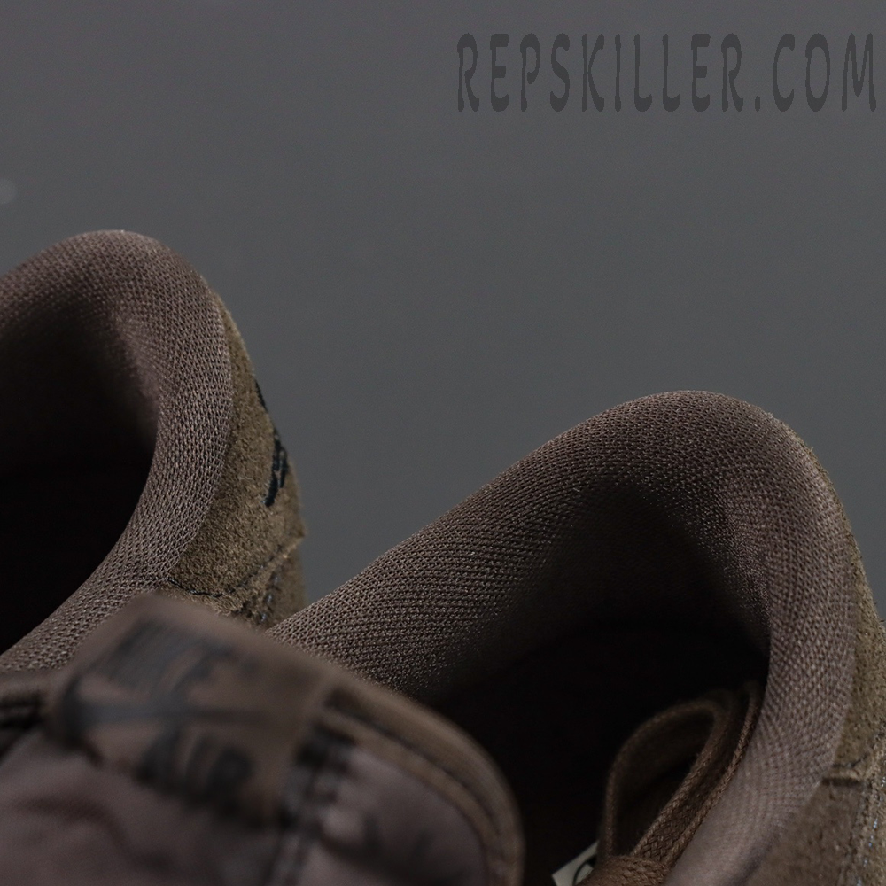 Travis Scott x Air Jordan 1 Low OG SP Velvet Brown — close-up of sockliner and collar padding.