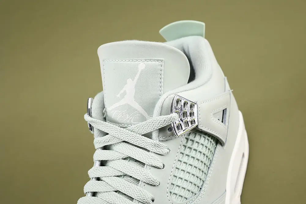 Jordan 4 “Seafoam”7