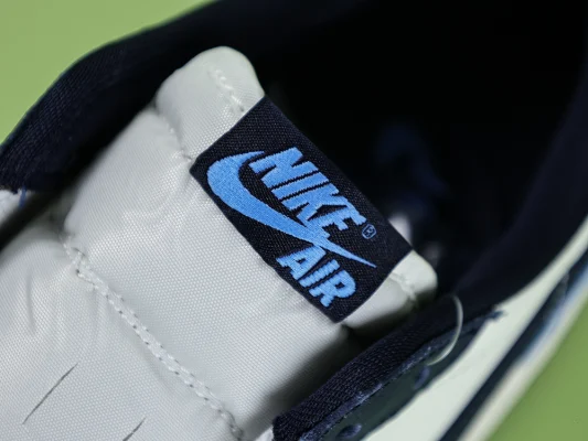 Air Jordan 1 Retro Low OG 'Obsidian UNC'IMG_5039 拷贝