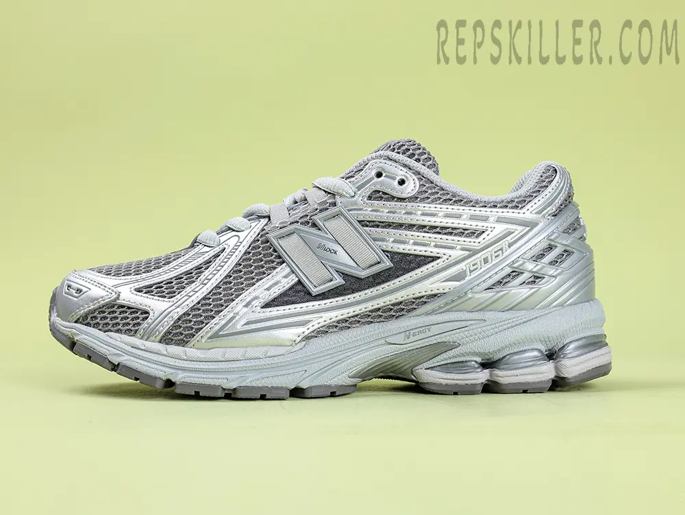 Shoe side