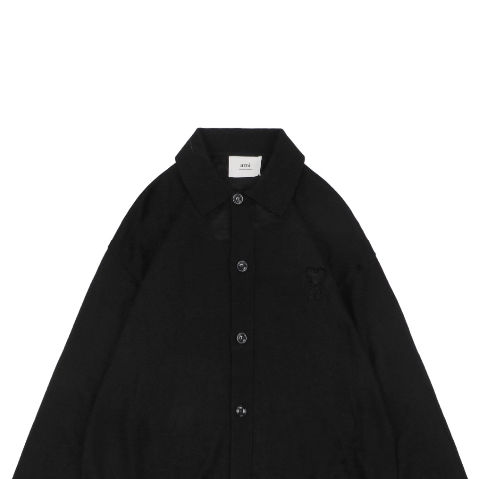 Ami Embossed Heart Embroidery Basic Polo Sweater Black4.jpeg