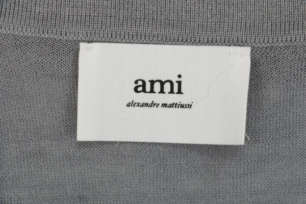Ami logo tag