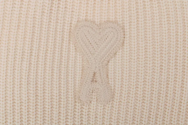 Ami Wool Cardigan with Red-Hem Heart Letter Logo4.jpeg