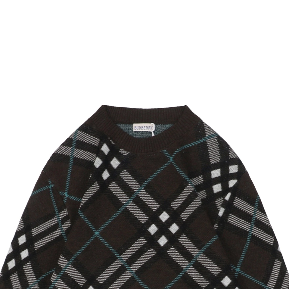 BBrry Diagonal Plaid Round Neck Sweater1.jpeg