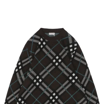 BBrry Diagonal Plaid Round Neck Sweater2.jpeg