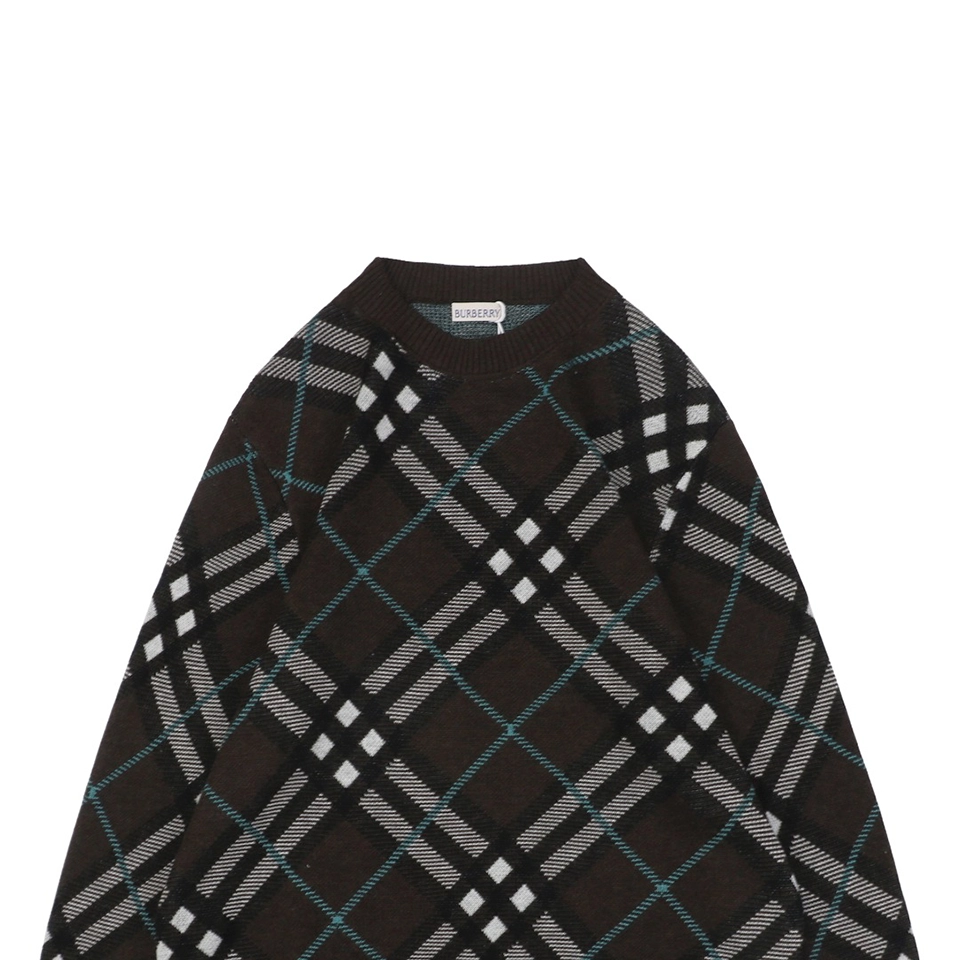 BBrry Diagonal Plaid Round Neck Sweater2.jpeg