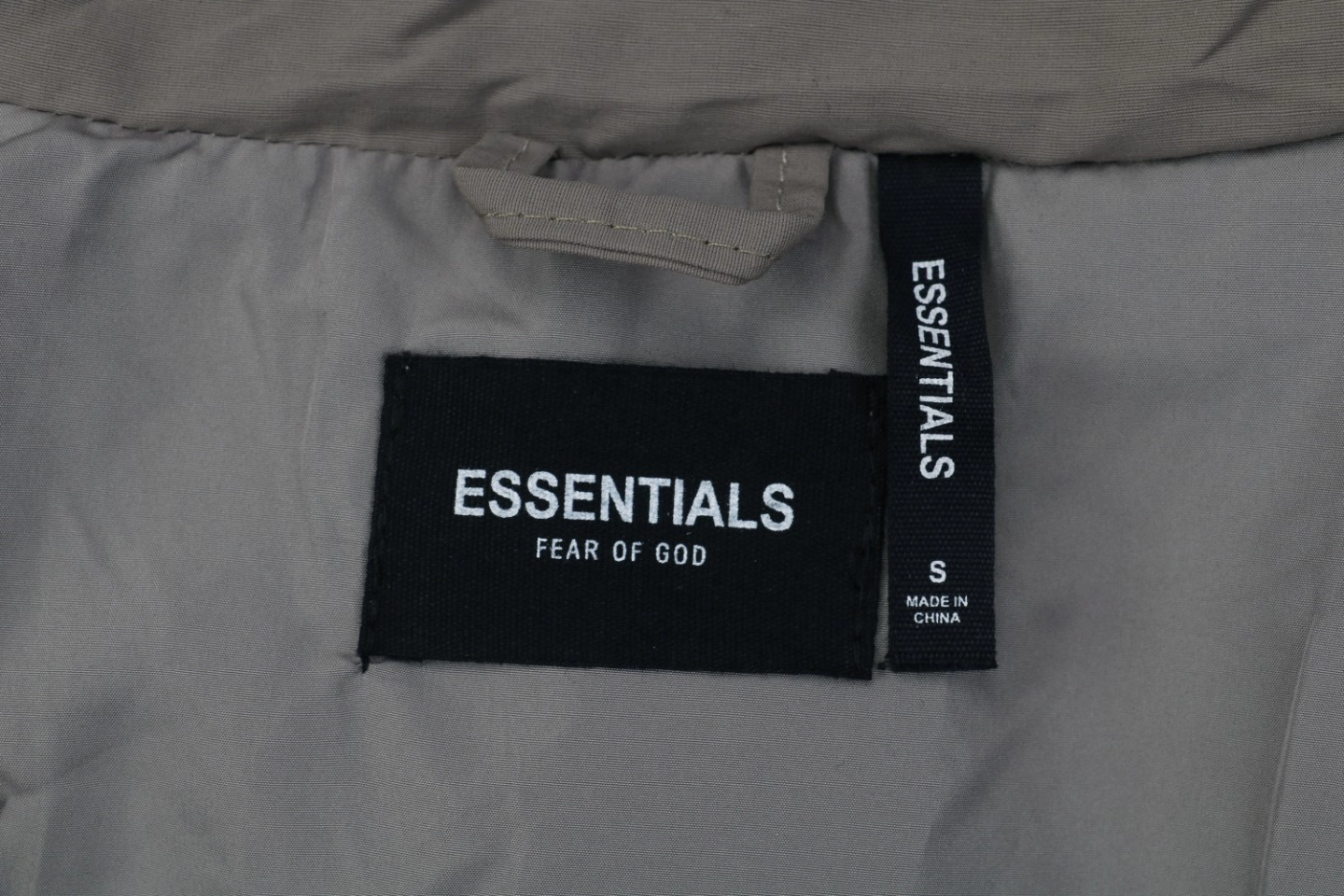 Essentials Double-Stitch Stand Collar Puffer Jacket Grey6.jpeg