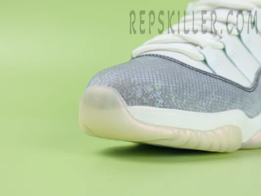 Toe cap