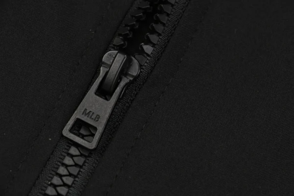 Zipper puller