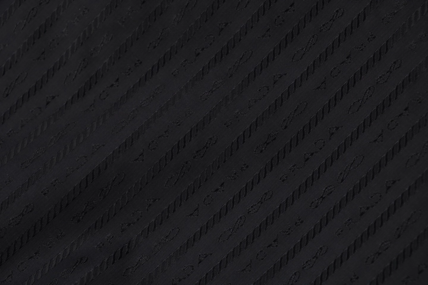 PD Triangle Logo Jacquard Cotton Puffer Jacket9.jpeg