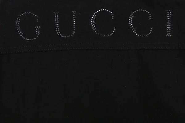 logo print