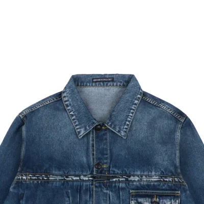 Neckline