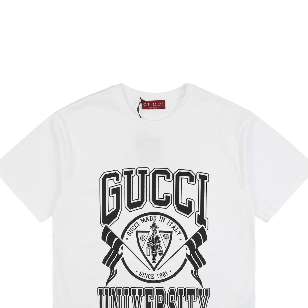 Crest G Letter Print T-Shirt2.jpeg