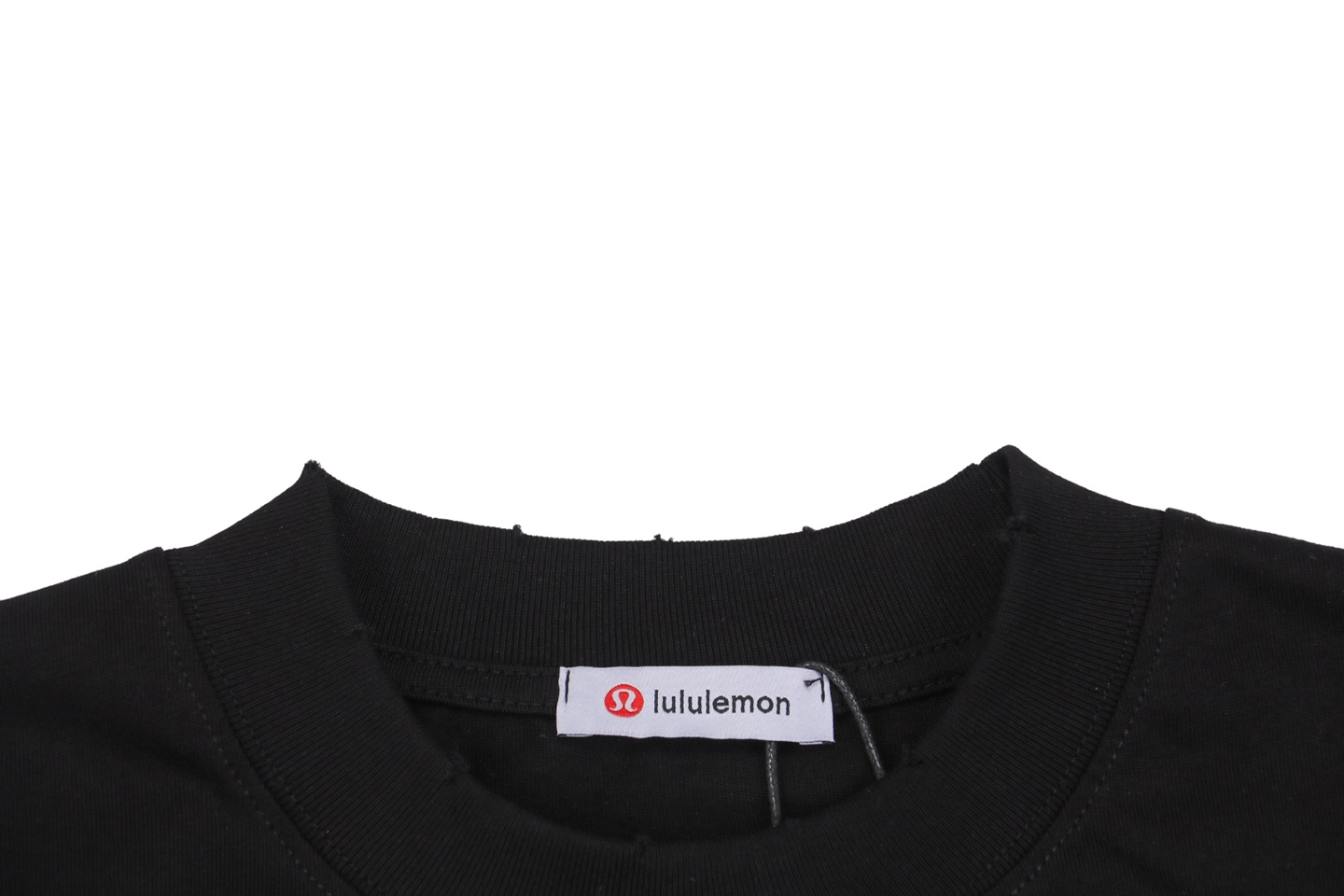 Neckline