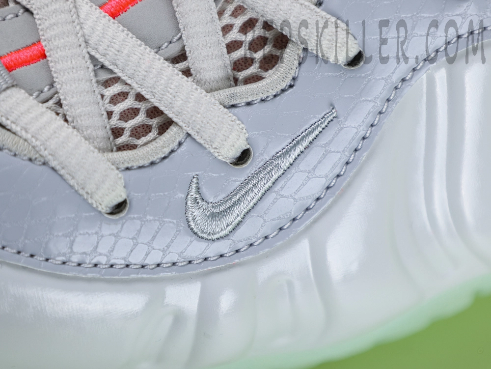 Nike Air Foamposite One Pro ‘Pure Platinum’10