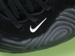 Nike Air Foamposite One SP:CDG Homme Plus ‘Black’9