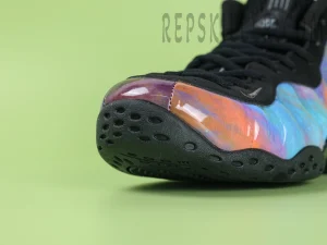 Toe cap