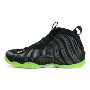 Nike Air Foamposite One ‘Black Volt’