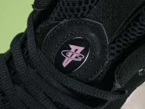 Nike Air Foamposite One ‘DMV Cherry Blossom’9