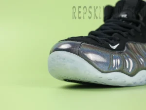 Toe cap