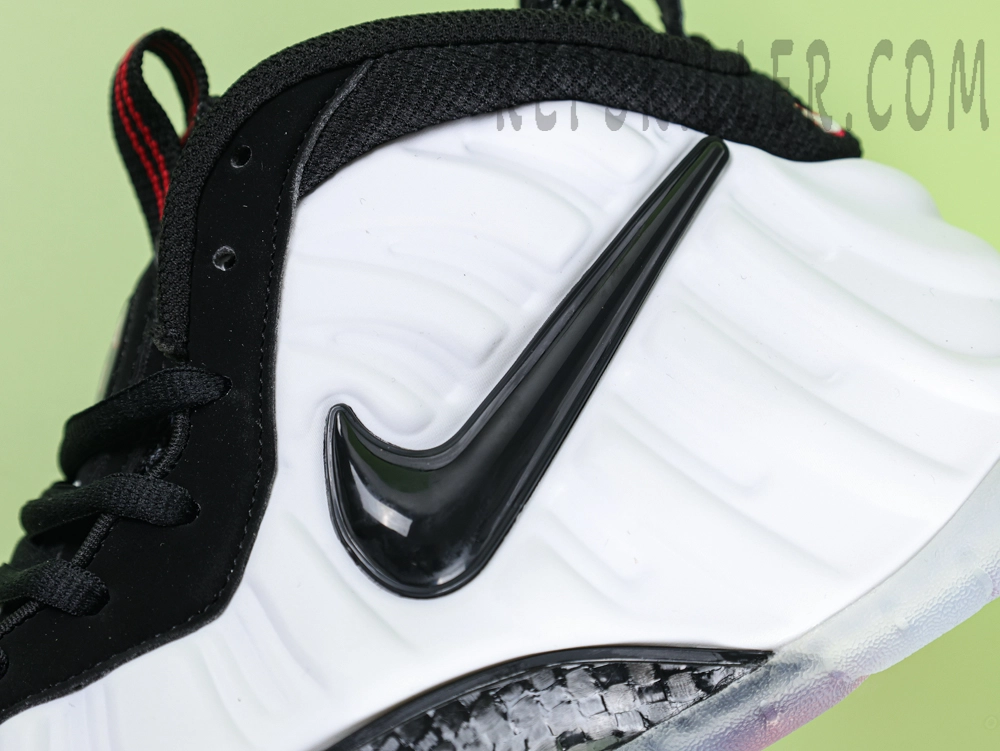Nike Air Foamposite Pro ‘Pearl’11