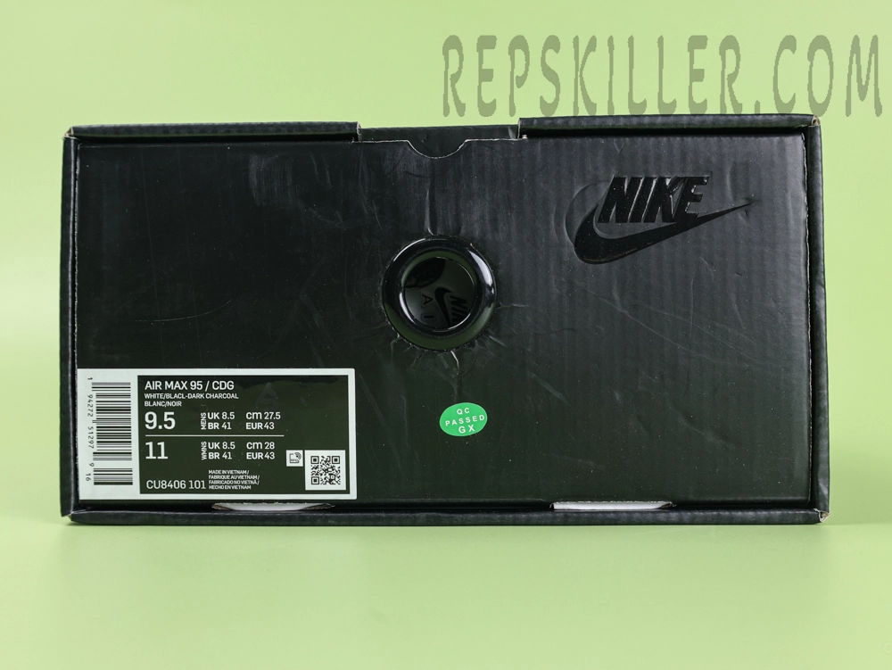 Shoe box