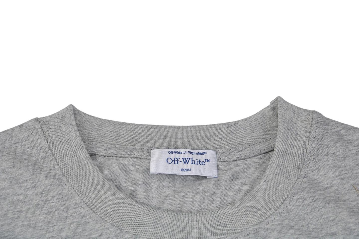 Neckline