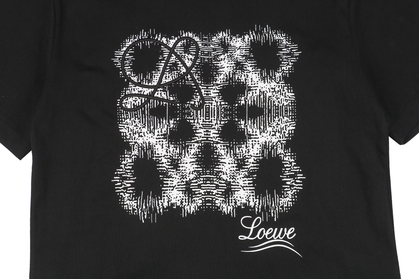3D Sketch Flower Emblem Embroidery T-Shirt15.jpeg