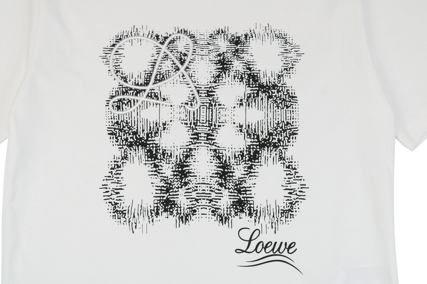 3D Sketch Flower Emblem Embroidery T-Shirt4.jpeg