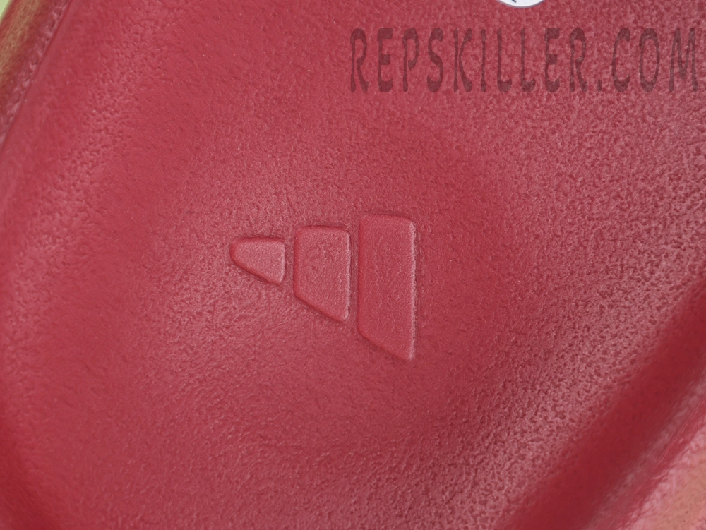 Adidas Yeezy Slide “Garmine”10