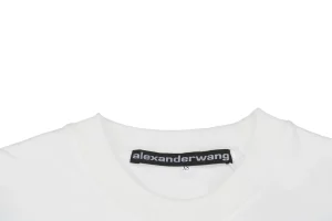 Neckline