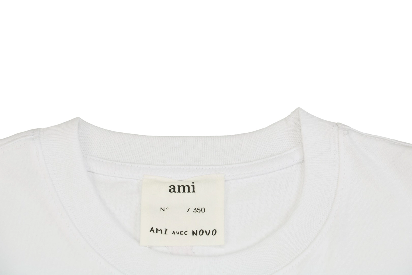 Neckline