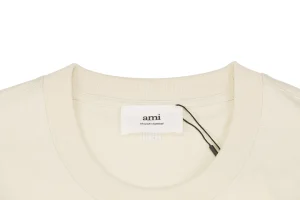 Neckline