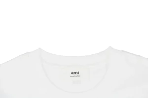 Neckline