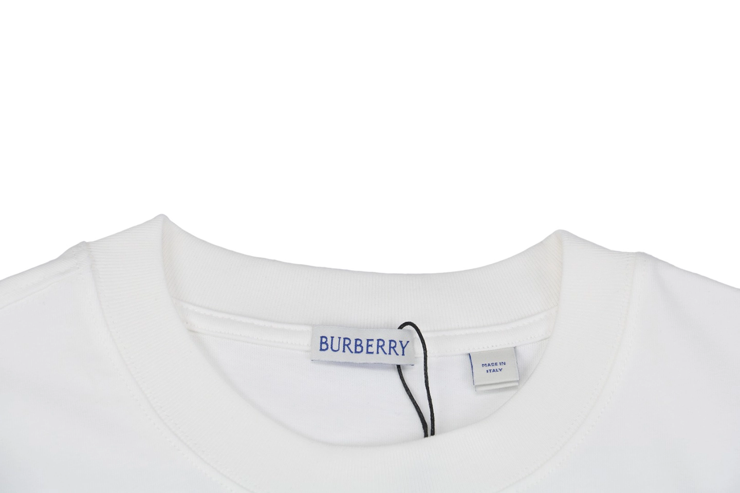 Neckline
