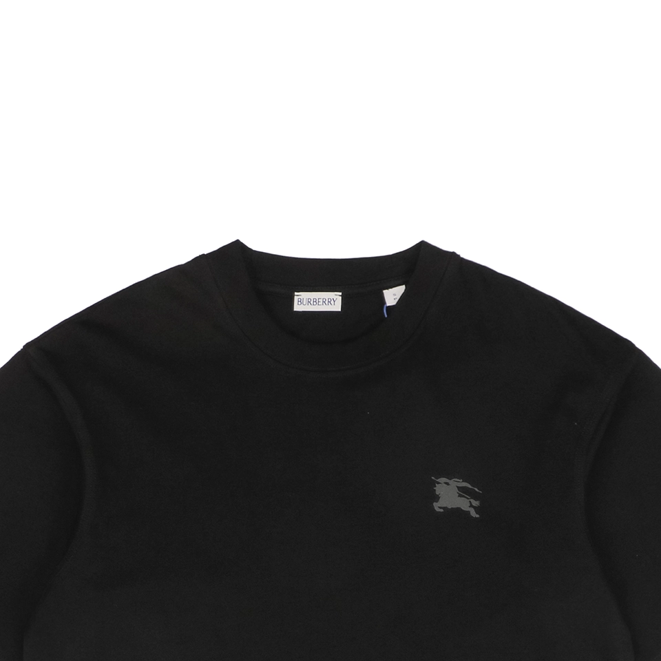 BBry Back Circle Knight Print T-Shirt10.jpeg