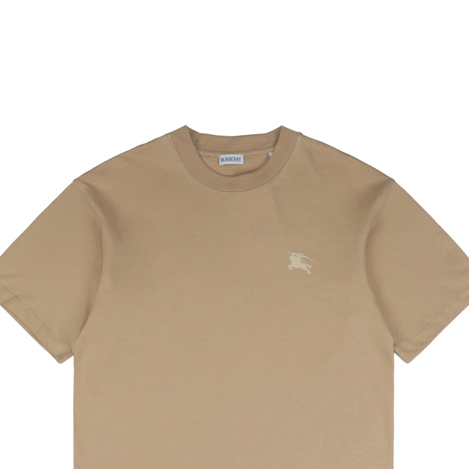 BBry Back Circle Knight Print T-Shirt4.jpeg